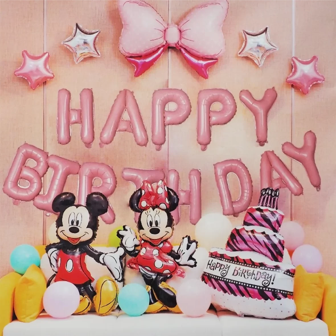 Set aranjament baloane cu tematica Mickey si Minnie