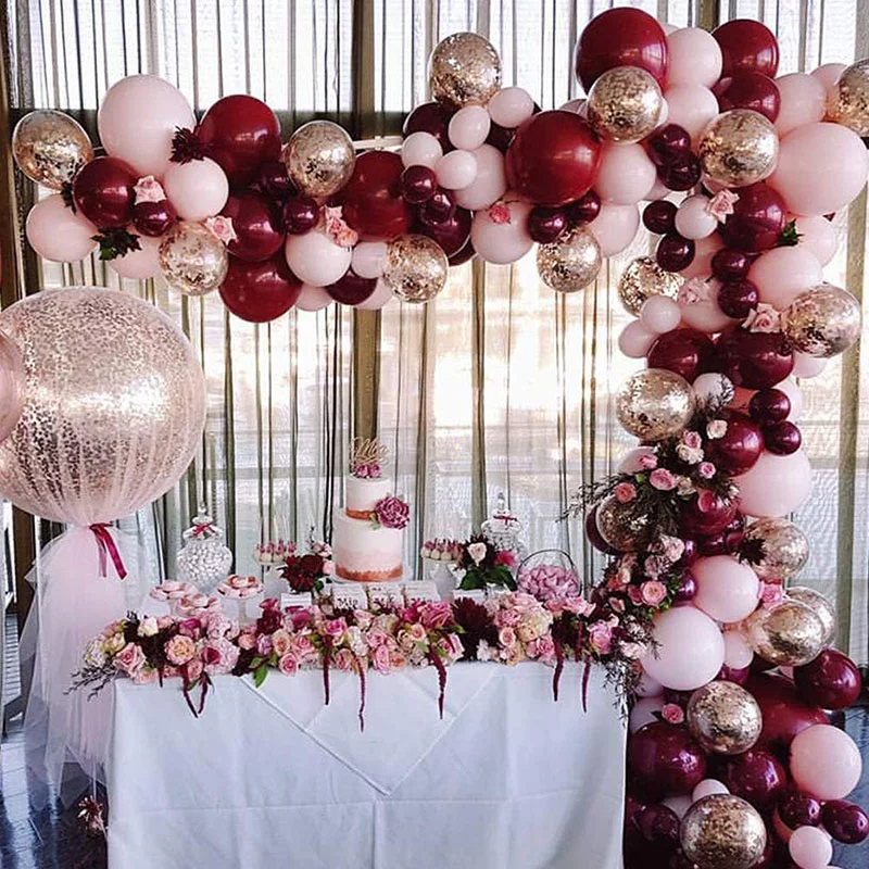 Set arcada baloane cu 110 baloane in nuante de roz retro, crem si rose gold, cu accesorii