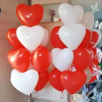 2193-set-6-baloane-latex-in-forma-de-inimioara-rosu-cu-alb-30-cm