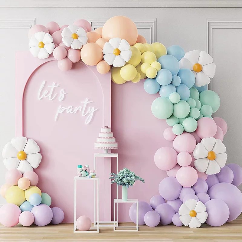 Set arcada baloane in culori pastelate, cu baloane in forma de flori